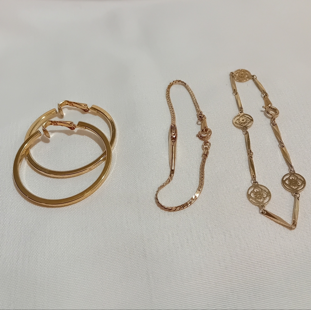 Gold Clip On Hoop Earrings And 2 Bracelets - Avon